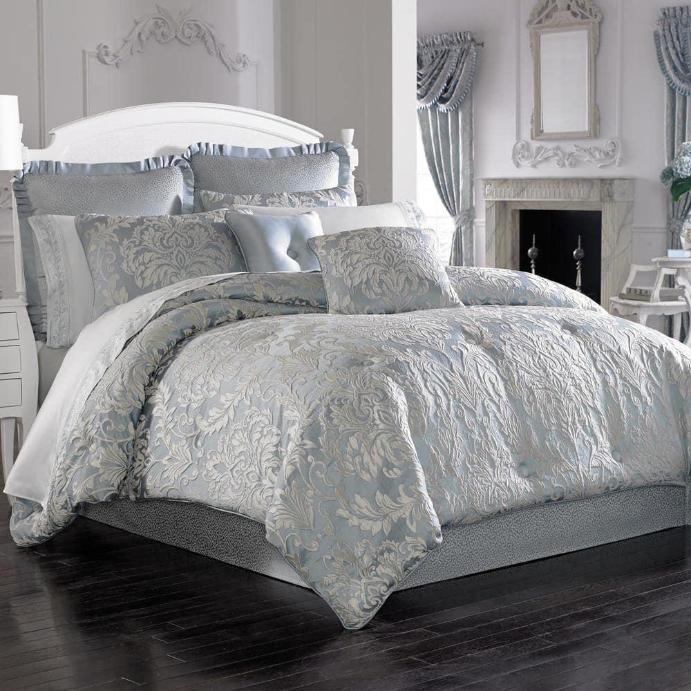 Five Queens Court Faith 4 Piece Comforter Set