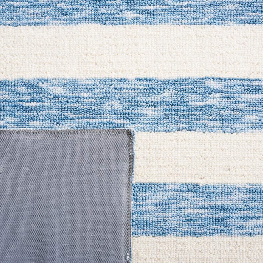 Easy Care ECR115 Power Loomed Machine Washable Indoor Accent Rug - Light Blue/Ivory - 3'x5' - Safavieh