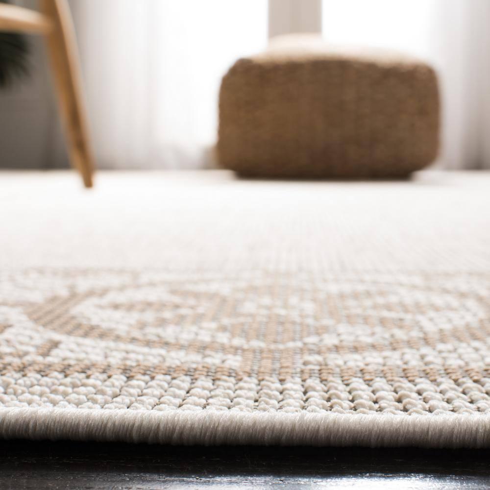 SAFAVIEH Bermuda Patton Floral Machine Washable Indoor/Outdoor Area Rug, Ivory/Beige, 6'7" x 6'7" Square