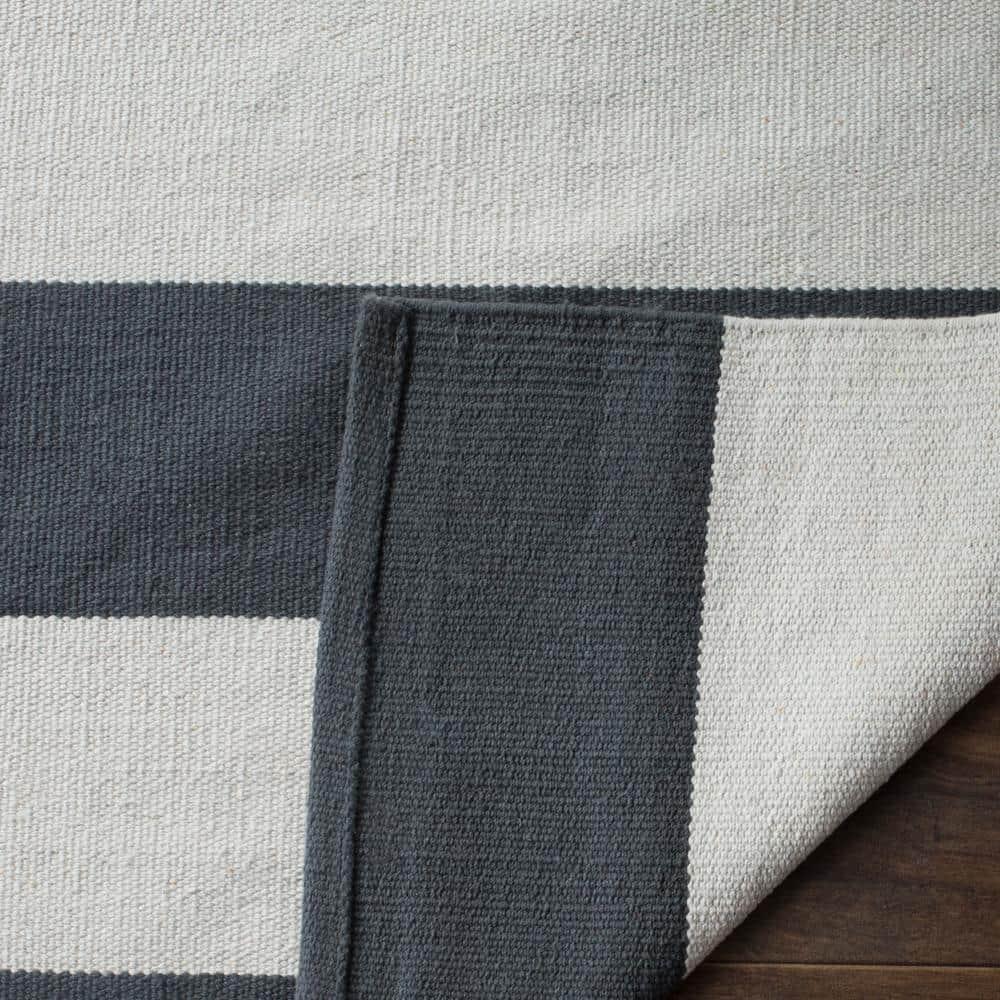 Montauk MTK712 Hand Woven Indoor Area Rug - Grey/Ivory - 8'x10' - Safavieh