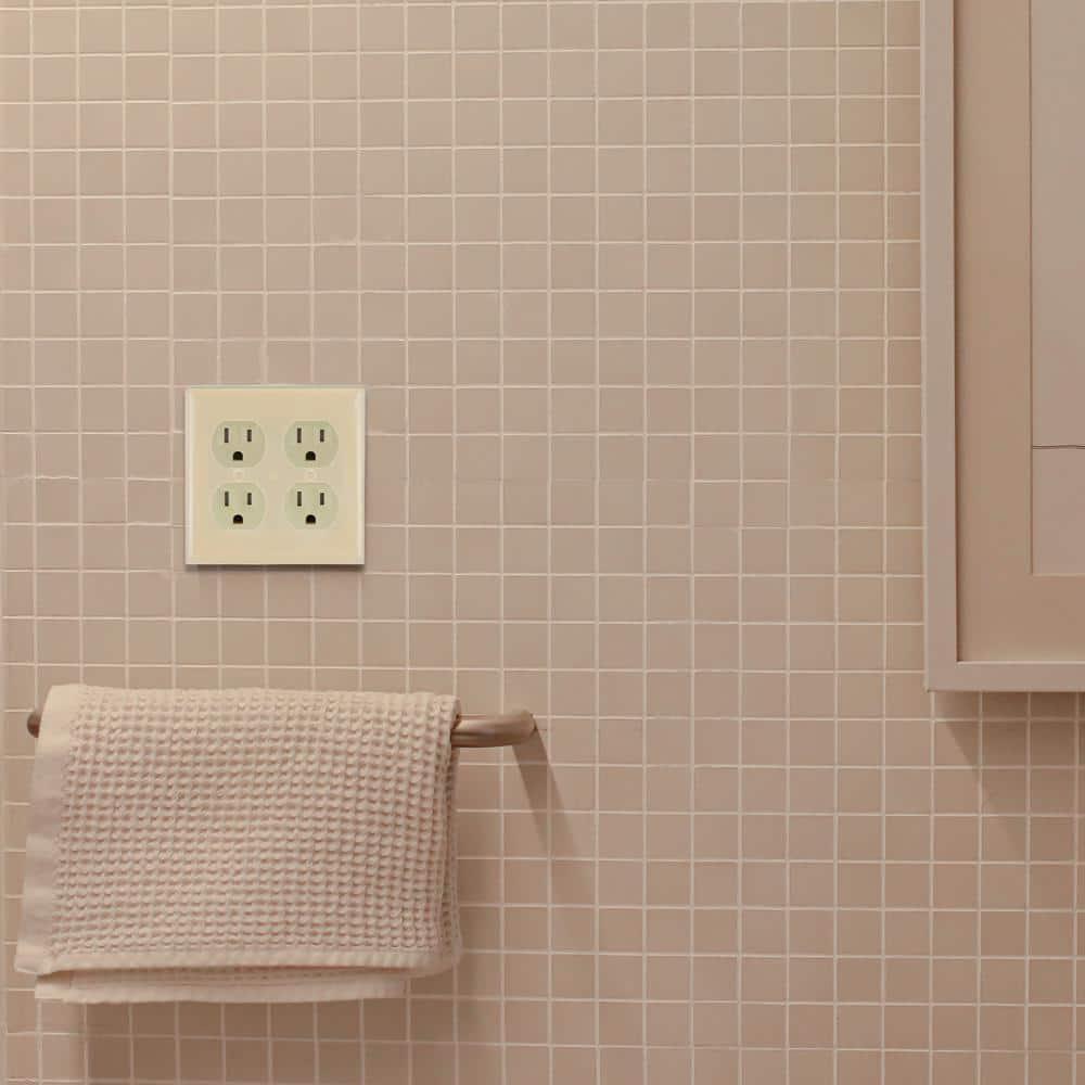 Ivory 2-Gang Plastic Duplex Outlet Wall Plate Covers