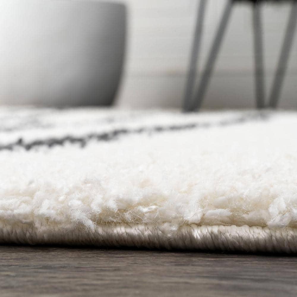 3'x5' Alaro Berber Stripe Shag Area Rug, White/Black - JONATHAN Y