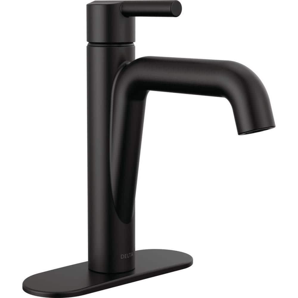 Single-Hole Single-handle Bathroom Faucet with Drain Assembly