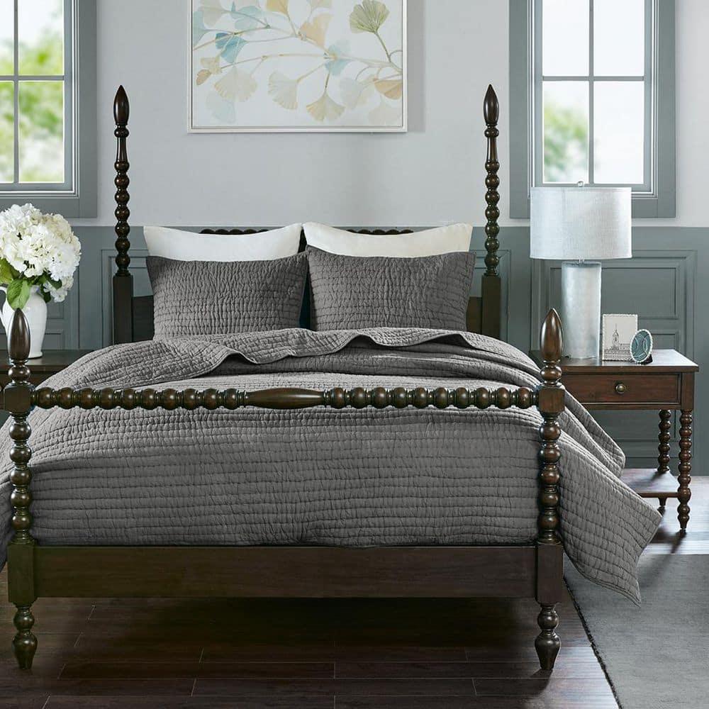 Madison Park Signature Madison Park Signature Serene 3 Piece Hand Quilted Cotton Quilt Set