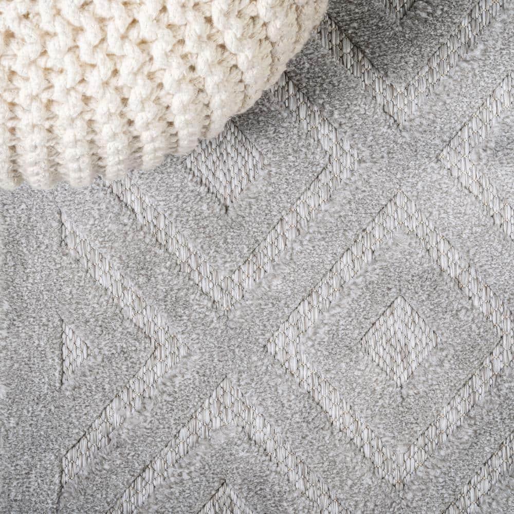 5' x 5' Portmany Neutral Diamond Trellis Indoor/Outdoor Area Rug, Light Gray - JONATHAN Y