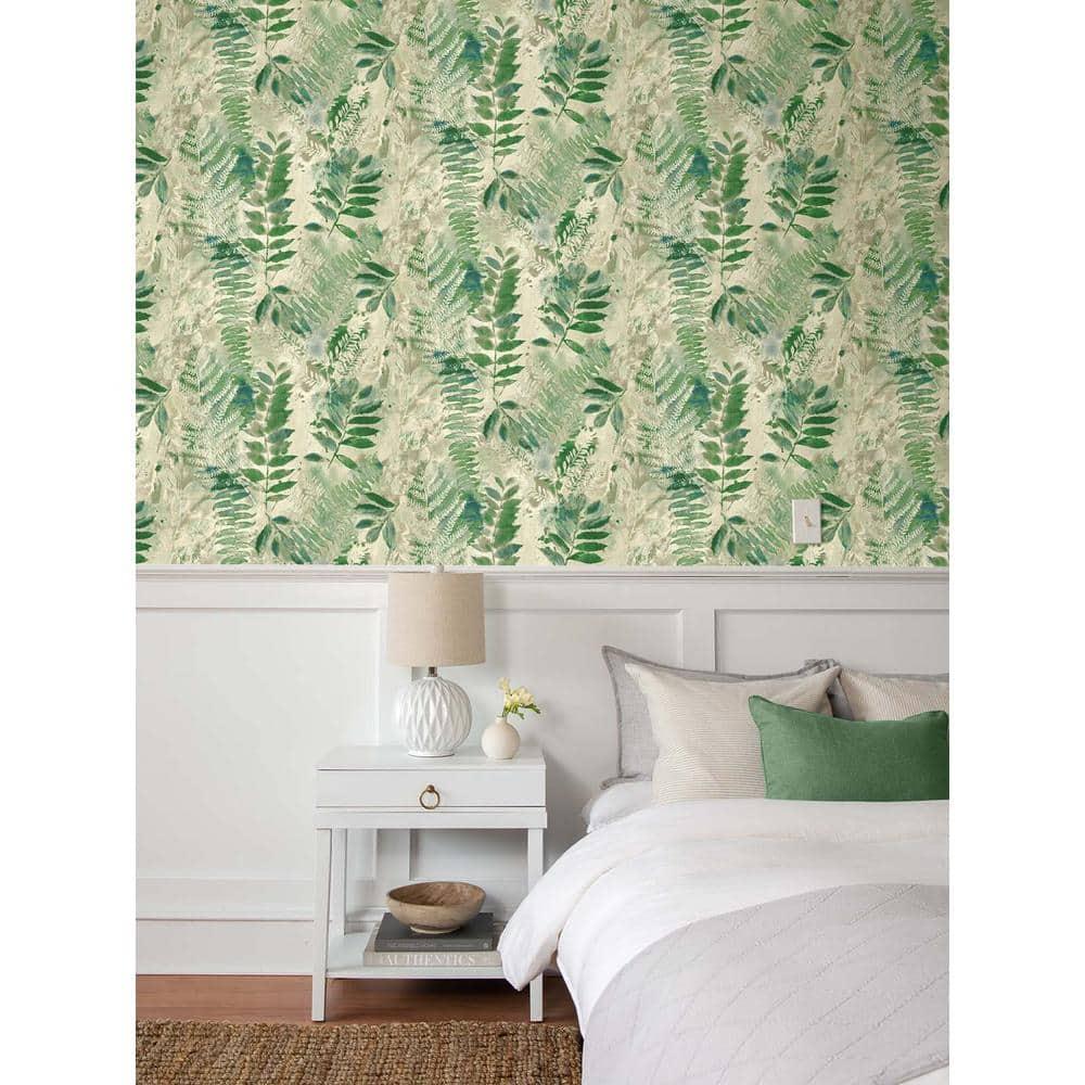 Surface Style - Peel and Stick Wallpaper, Botanical Wallpaper for Bedroom, Powder Room, Kitchen, Self Adhesive, Vinyl, 30.75 Sq Ft Coverage (Fern Memory Collection, Clover)