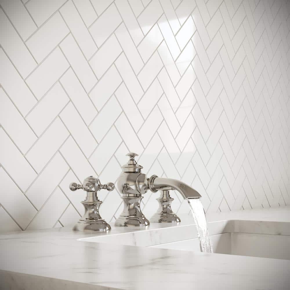Modern Classic Widespread Bathroom Faucet with Drain Assembly
