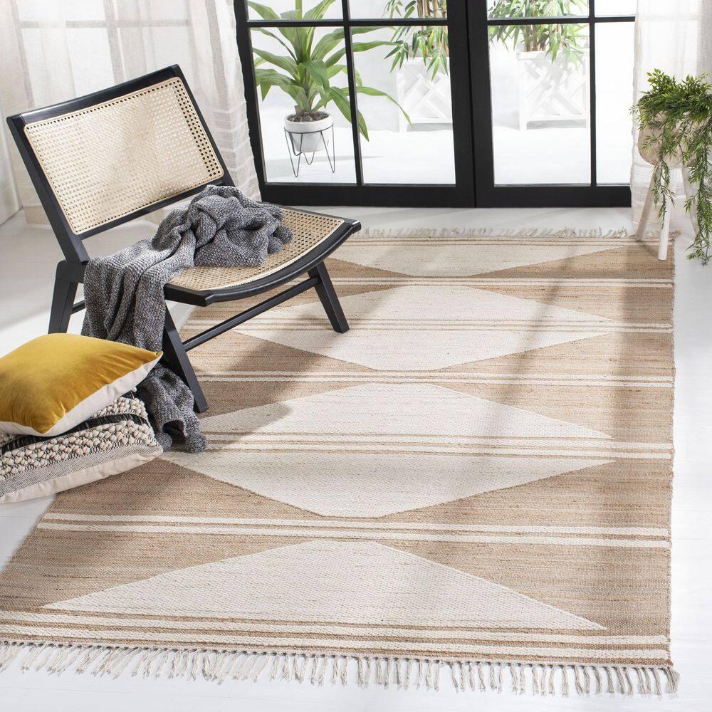 Kilim With Fringes KLM451 Hand Woven Area Rug - Natural/Ivory - 5'x8' - Safavieh