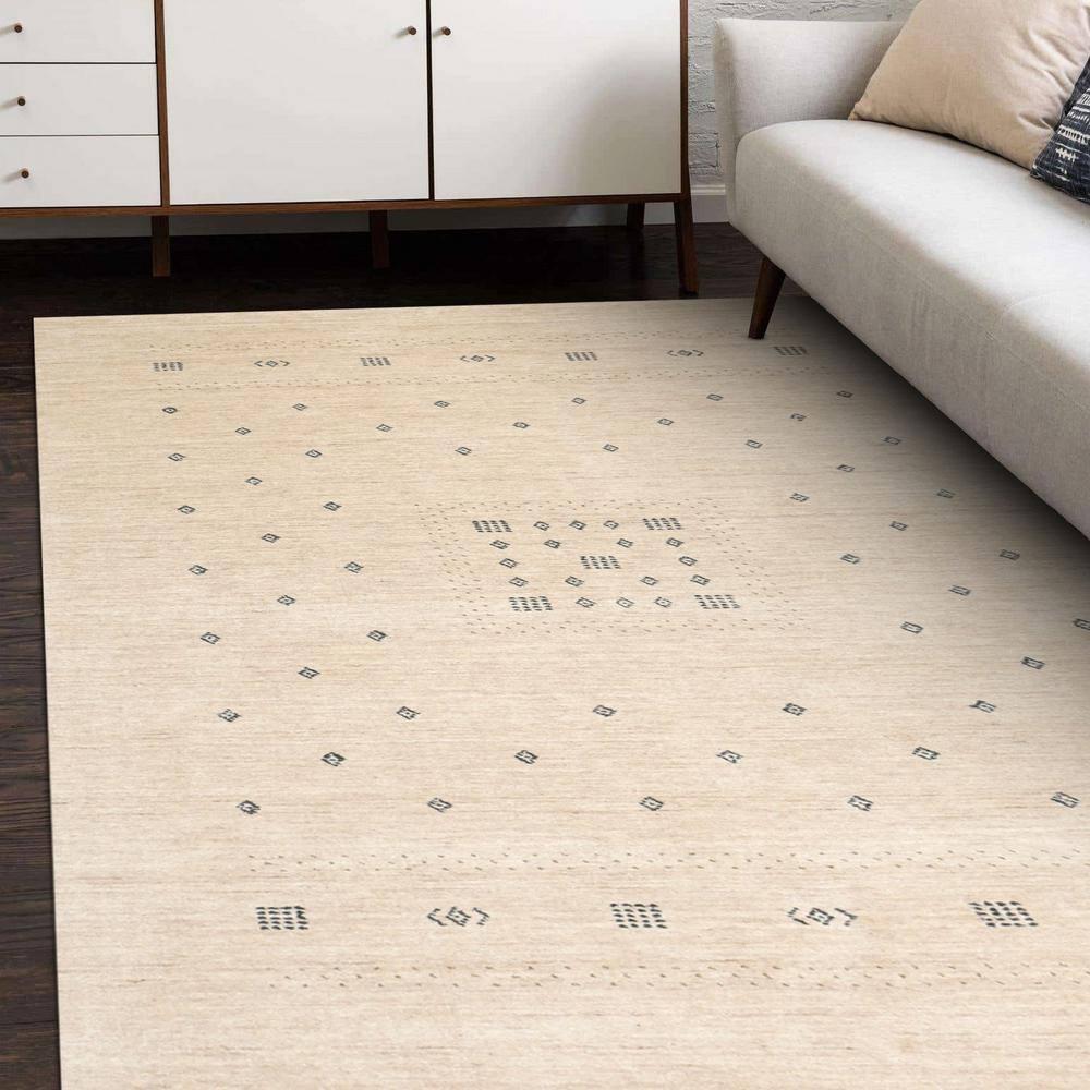 Cyrena Hand-Loomed Wool Rug - Natural / 5' x 8'