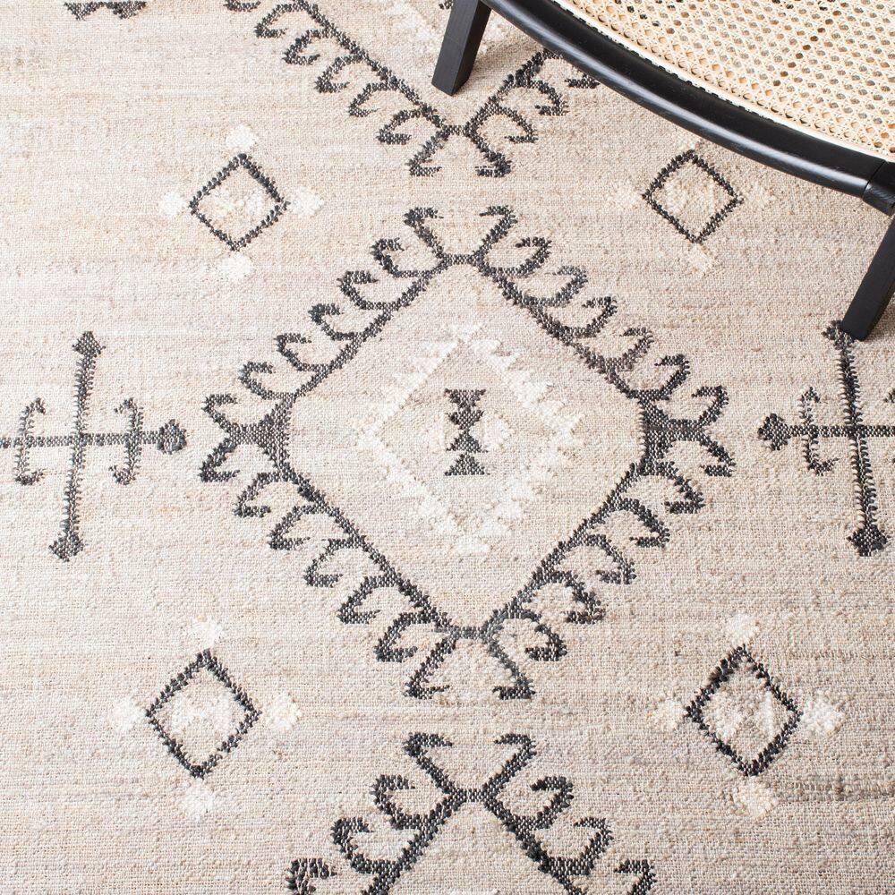 Kilim KLM762 Flat Weave Area Rug - Grey/Black - 7'x7' - Safavieh