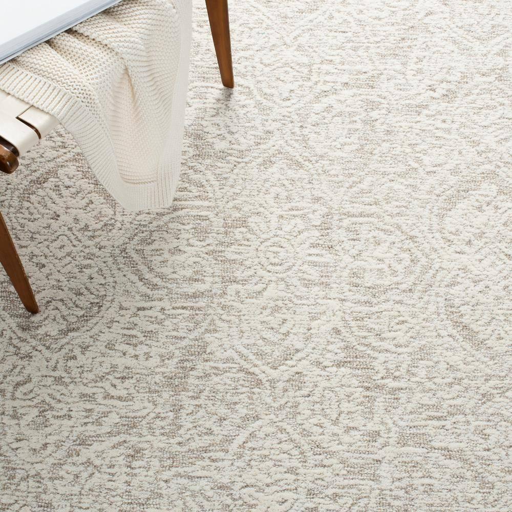 SAFAVIEH Metro Aditi Medallion Area Rug, Natural/Ivory, 8' x 8' Square