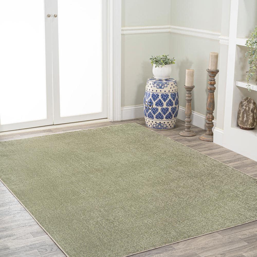 JONATHAN Y Twyla Classic Solid Low-Pile Machine-Washable Sage Green 5 ft. x 8 ft. Area Rug
