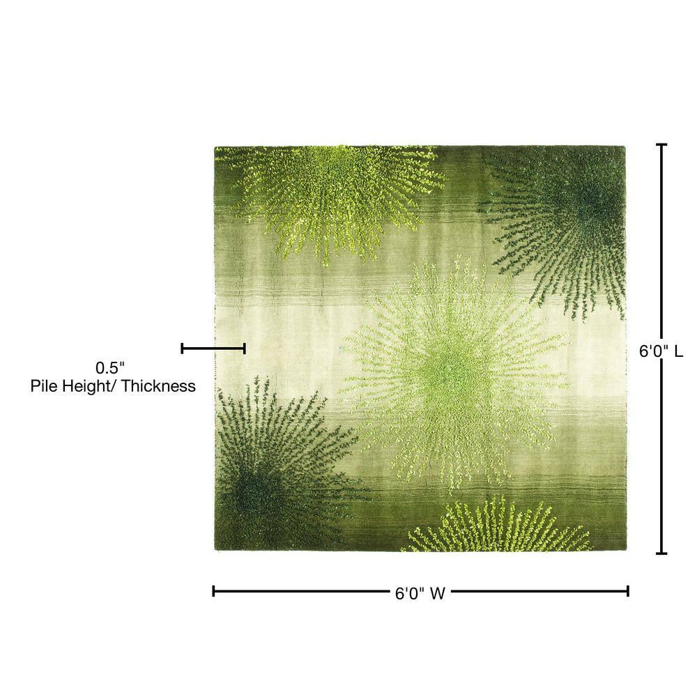 SAFAVIEH Soho Fiesta Celebration Wool Area Rug, Green/Multi, 6' x 6' Square