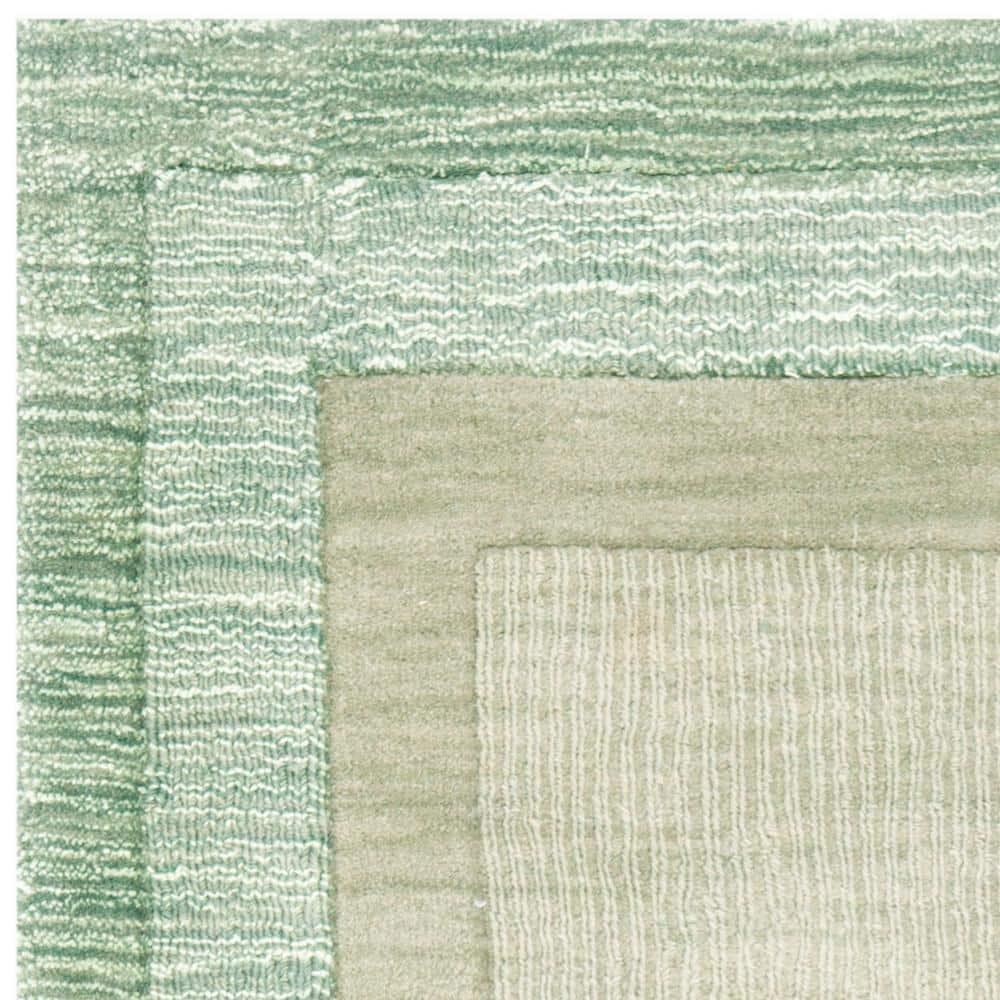 Impressions IM821 Hand Loomed Accent Rug - Green/Beige - 3'x5' - Safavieh