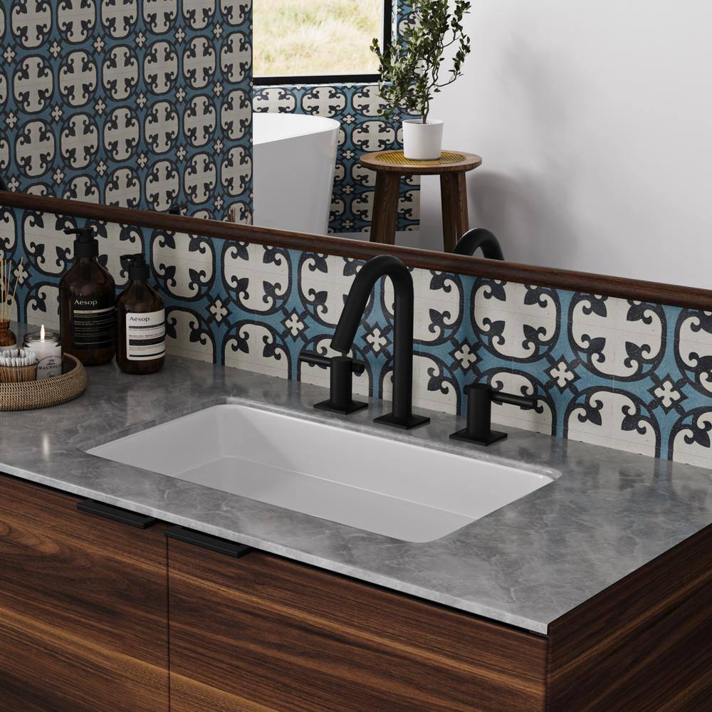 Widespread 2-handle Bathroom Faucet with Drain Assembly