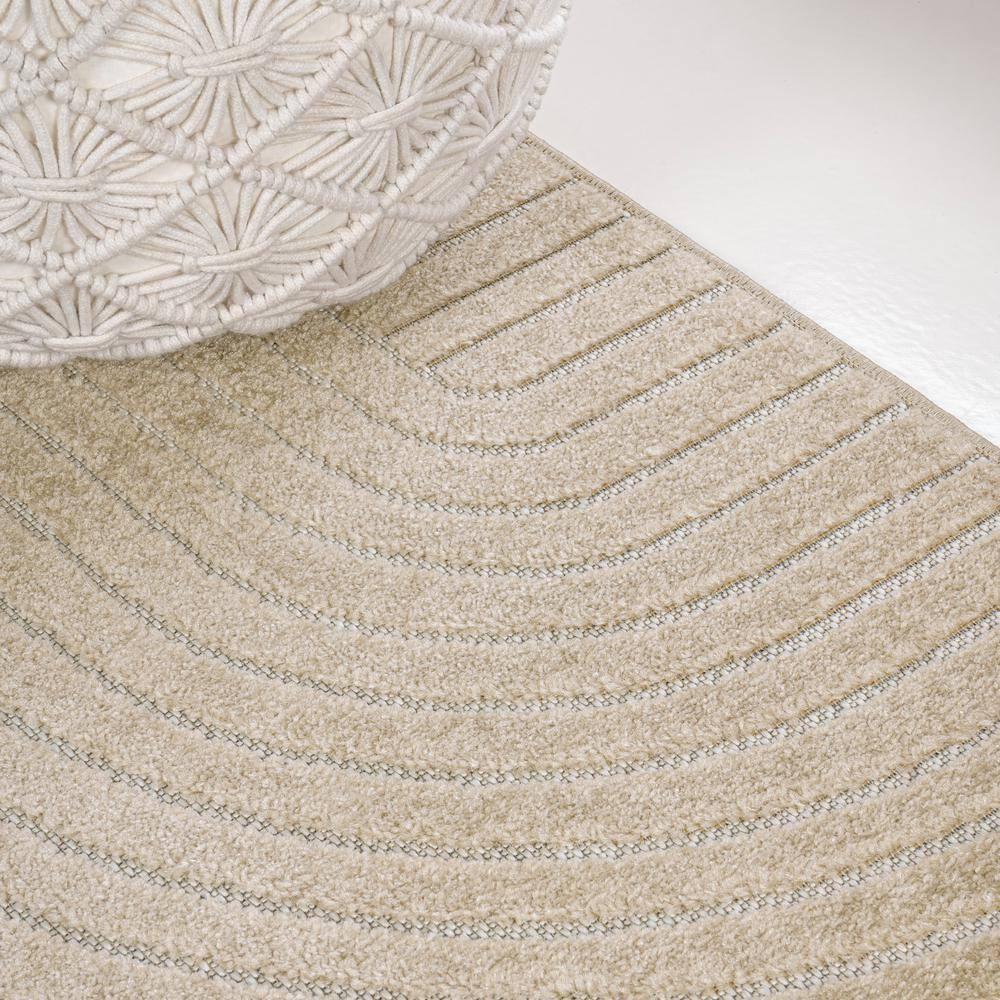JONATHAN Y Hallie High-Low Minimalist Curve Geometric Beige/Cream 4 ft. x 6 ft. Indoor/Outdoor Area Rug