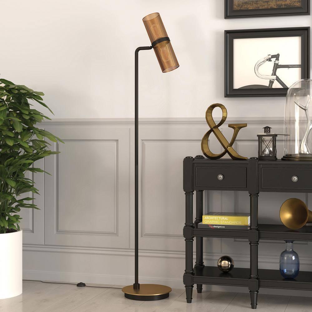 Evelyn&Zoe Industrial Metal Floor Lamp
