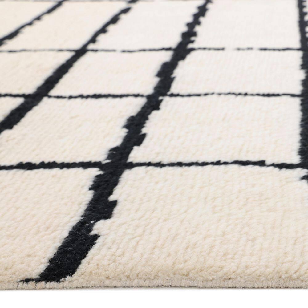 Hoxton Ivory/Black Rug