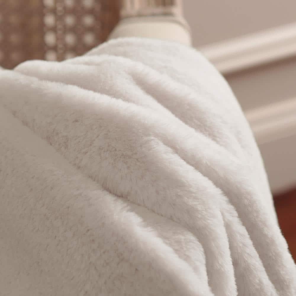 Luxe Taupe Polyester Throw Blanket