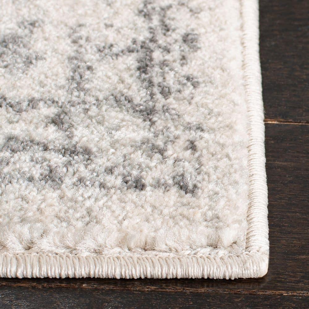 SAFAVIEH Evoke Trena Floral Area Rug, Ivory/Grey, 9' x 12'