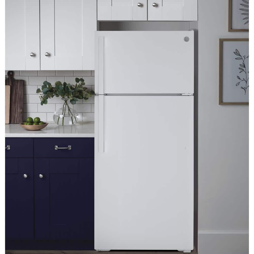 33" Top Freezer 21.9 cu. ft. Refrigerator