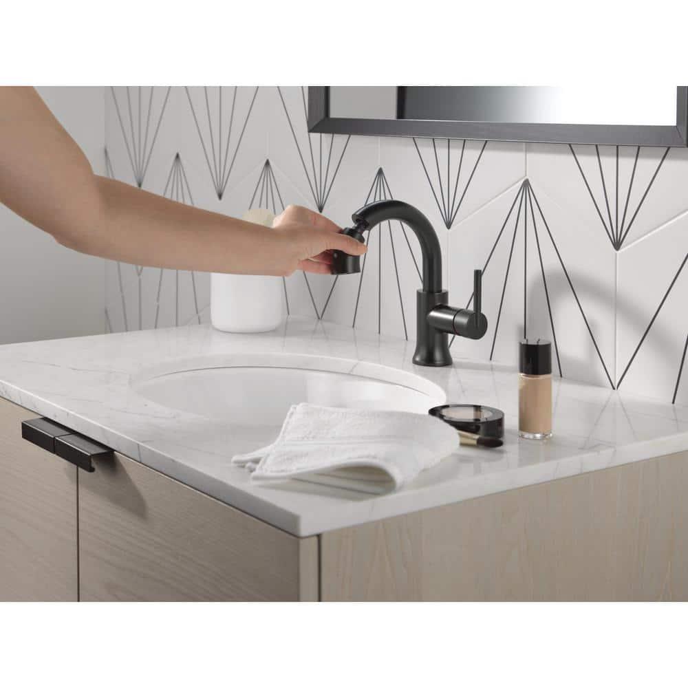 Trinsic Single Hole Pull Out Sprayer Bathroom Faucet, Single Handle Bathroom Sink Faucet