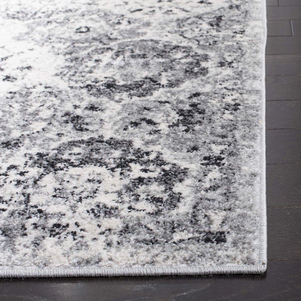 Madison MAD611 Power Loomed Indoor Area Rug - Silver/Grey - 6'7"x9'2" - Safavieh