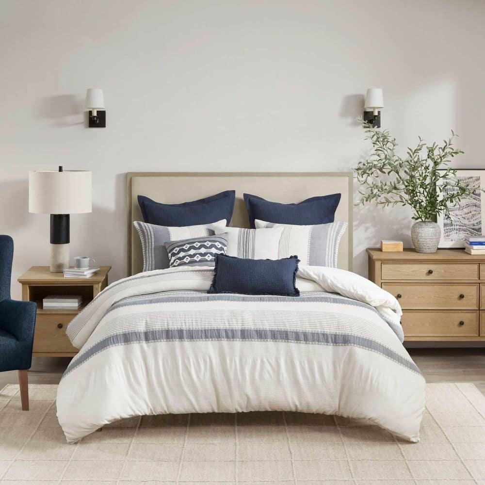 Murphy Oversized Cotton Jacquard Comforter Set With Euro Shams And Throw Pillows