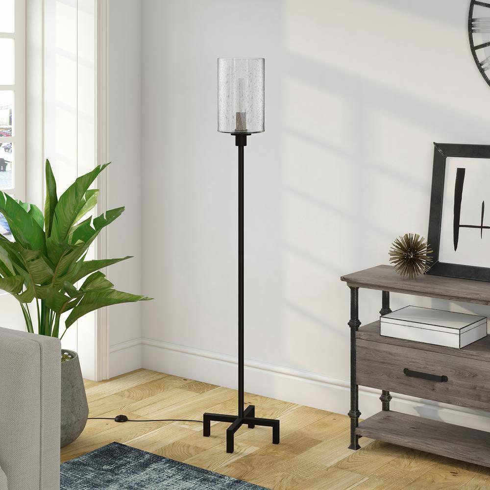 Evelyn&Zoe Industrial Metal Floor Lamp with Seeded Glass Shade