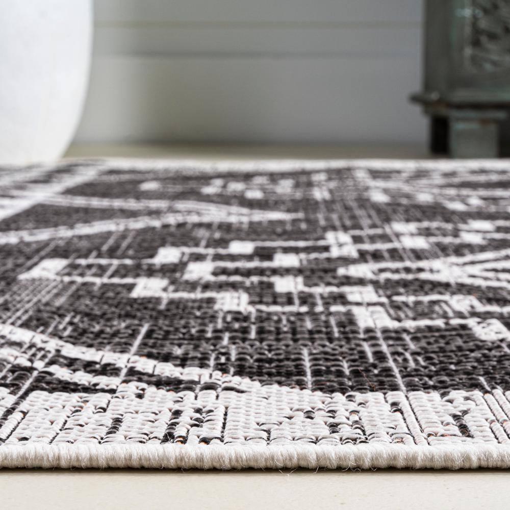 5'x8' Marokko Diamond  Medallion Indoor/Outdoor Area Rug, Black/Ivory - JONATHAN Y
