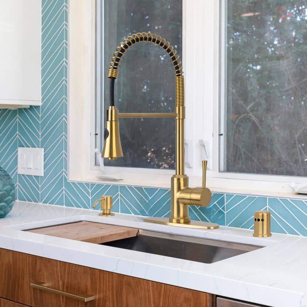 Pull Down Single Handle Kitchen Faucet