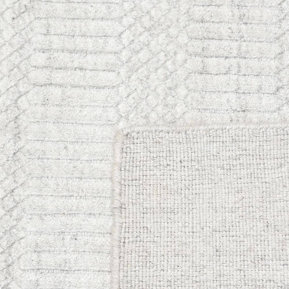 Handmade Ivory Wool and Viscose 9' x 12' Area Rug