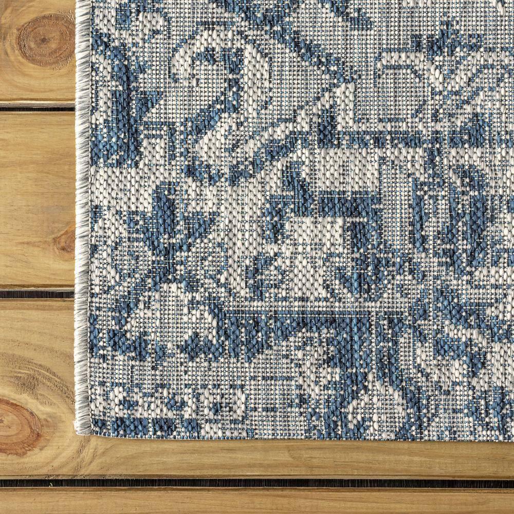 JONATHAN Y Estrella Bohemian Medallion Textured Weave Navy/Gray 9' Round Indoor/Outdoor Area Rug