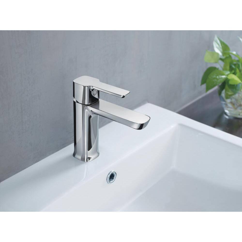 Chrome Modern Single-Hole Bathroom Sink Faucet