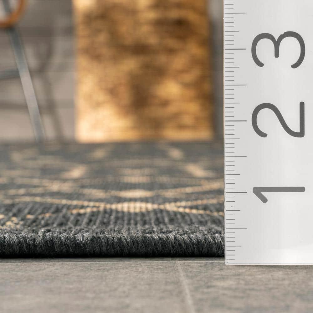 Nuloom Grayson Moroccan Trellis Indoor and Outdoor Area Rug, Gray, 6'7"x9'