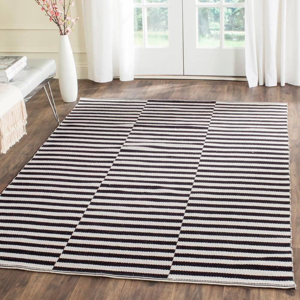 Montauk MTK715 Hand Woven Indoor Accent Rug - Ivory/Black - 2'6"x4' - Safavieh