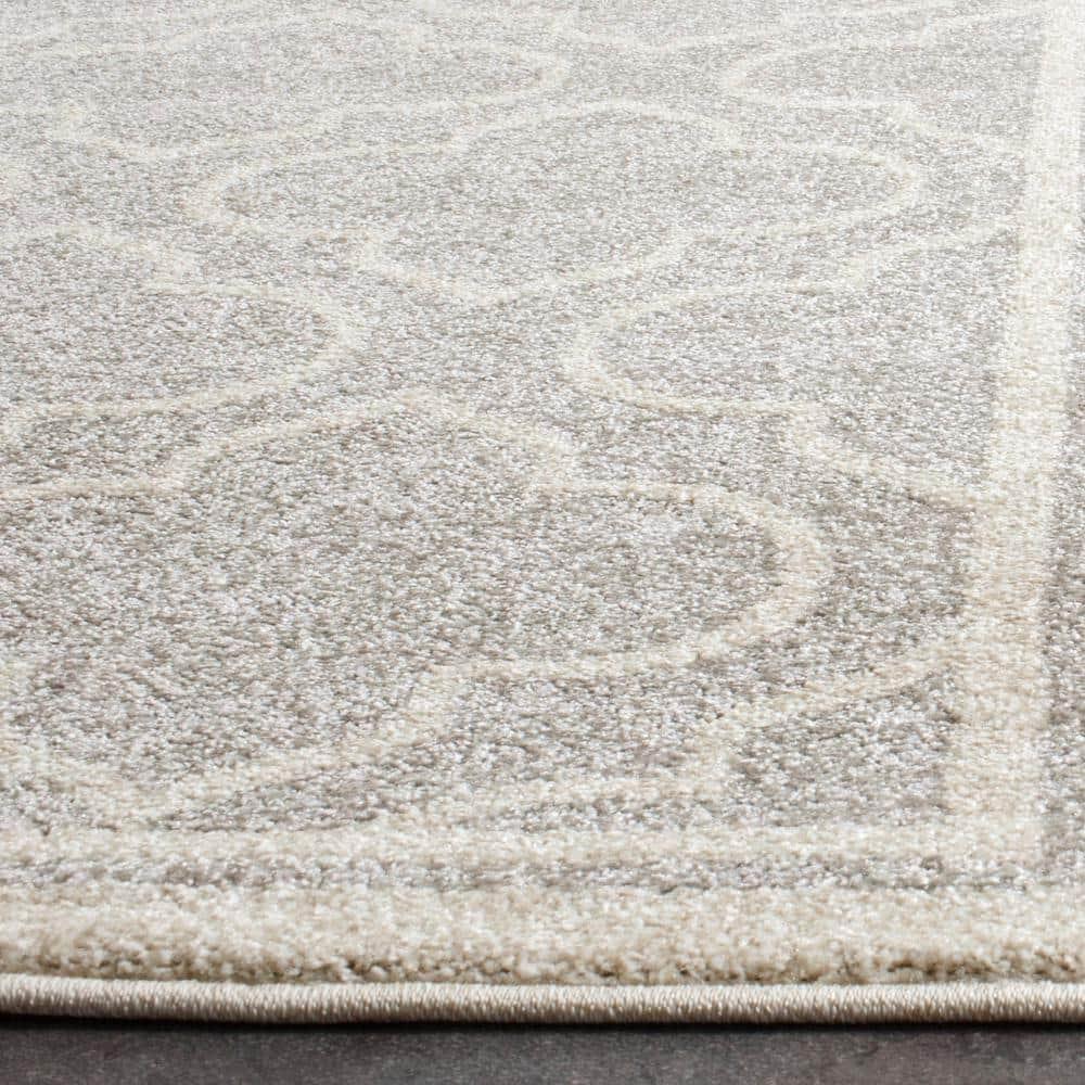 Amherst AMT412 Power Loomed Accent Rug - Light Grey/Ivory - 3'x5' - Safavieh.