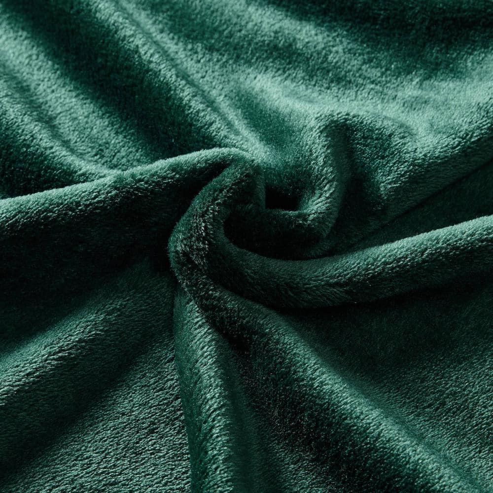 Nautica Nautica Solid Ultra Soft Plush Fleece Blanket