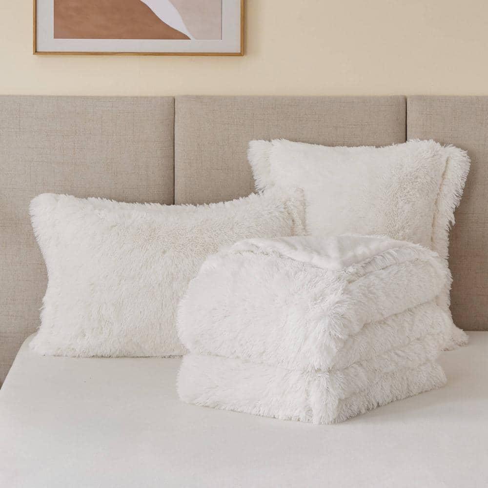 Intelligent Design Malea Shaggy Faux Fur Comforter Mini Set