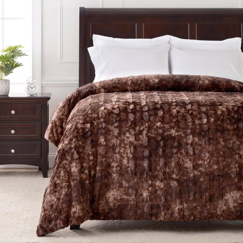Chanasya Double Sided Wolf Oversized Faux Fur Wolf Blanket