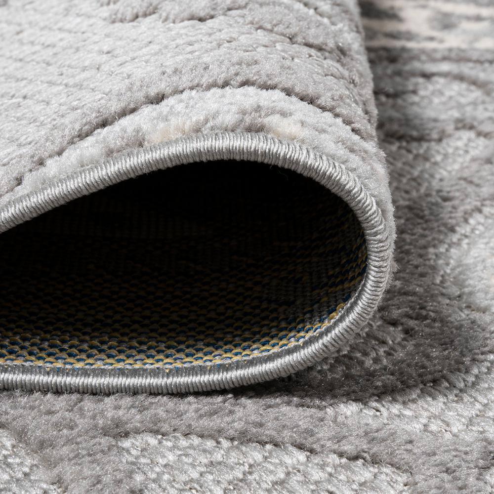 4'x6' Julien Paisley High-Low Indoor/Outdoor Area Rug, Light Gray - JONATHAN Y