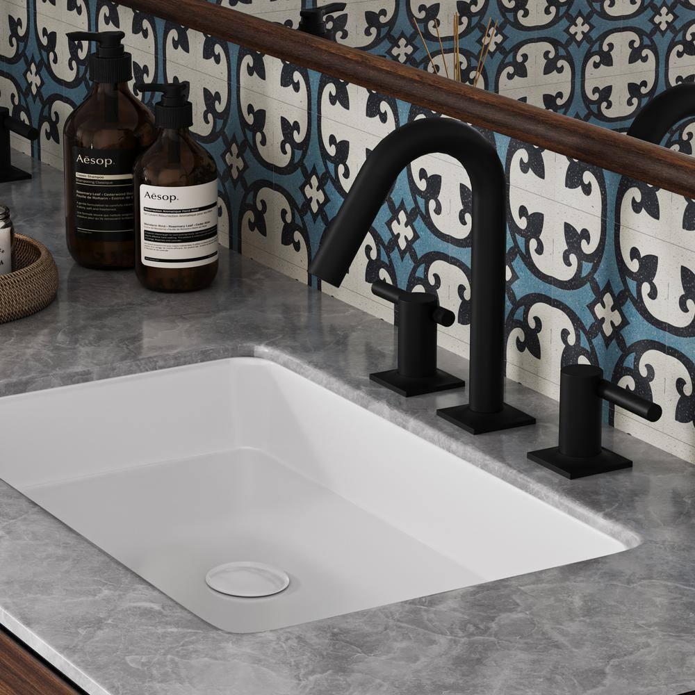 Widespread 2-handle Bathroom Faucet with Drain Assembly