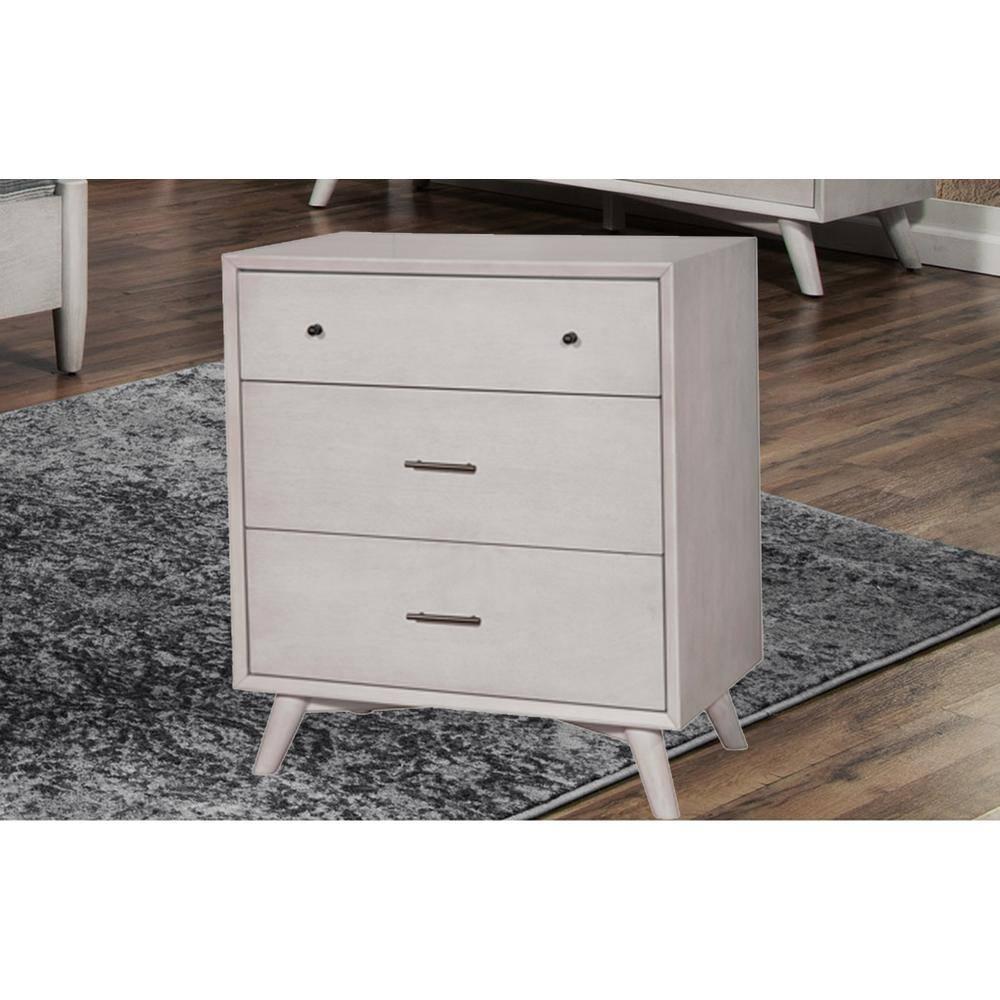 Williams 3 - Drawer Chest
