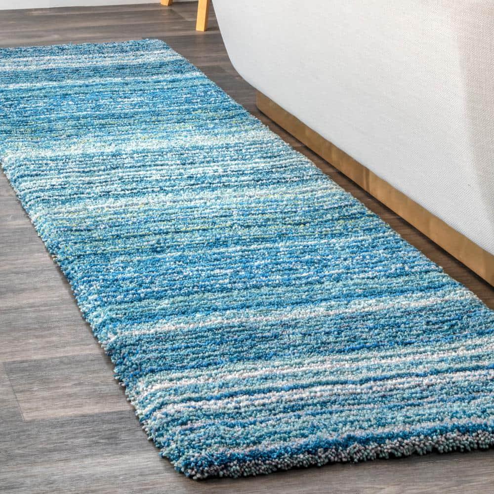 nuLOOM Classie Hand Tufted Shag Runner Rug, 2' 6" x 8', Sky Blue