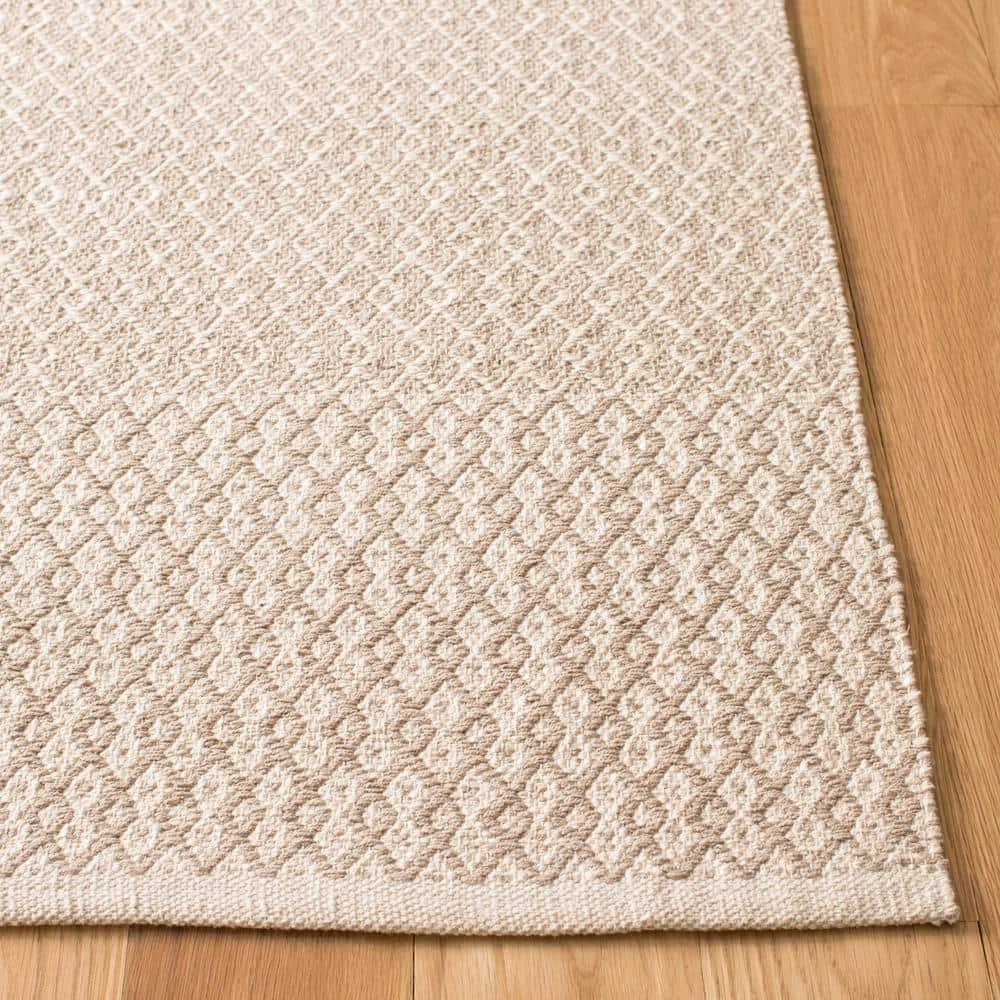 Montauk MTK339 Hand Woven Indoor Accent Rug - Ivory/Grey - 4'x4' - Safavieh