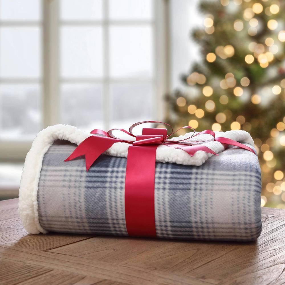 Eddie Bauer Eddie Bauer Printed Plush Fleece/Sherpa Oversized Throw Blanket