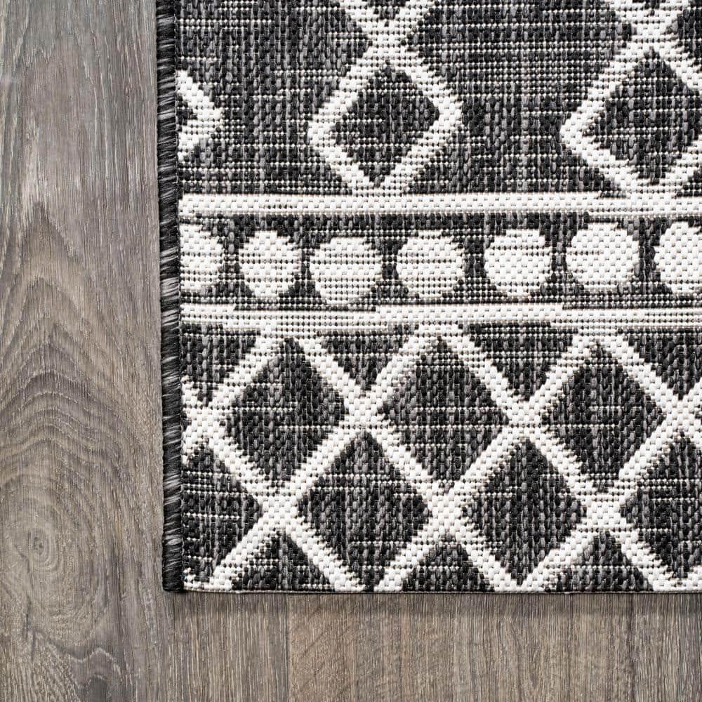 3'x5' Kafel Modern Bohemian Indoor/Outdoor Area Rug, Black/Ivory - JONATHAN Y