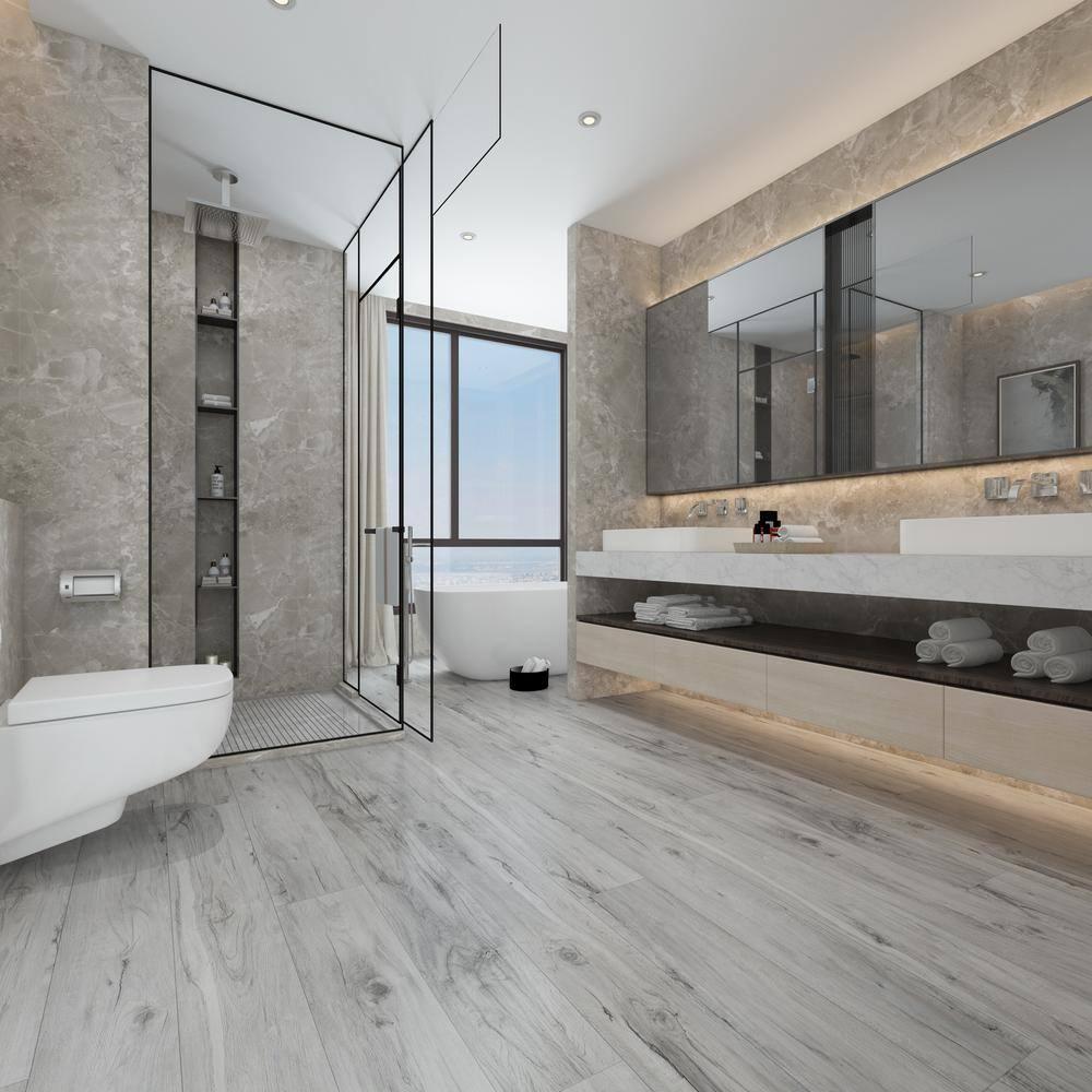 Montserrat Vinyl 1.8'' W x 94.5'' L T-Molding