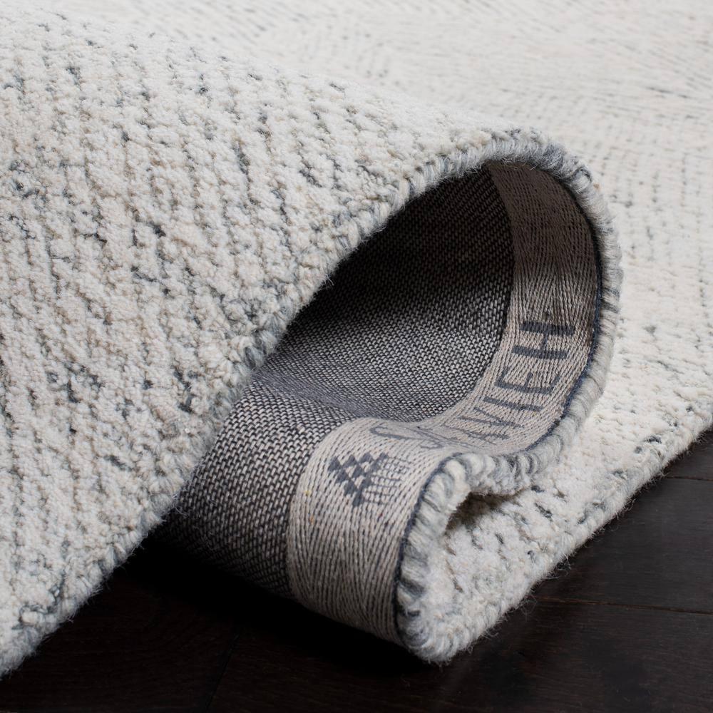Metro MET999 Hand Tufted Indoor Accent Rug - Dark Grey/Ivory - 3'x5' - Safavieh
