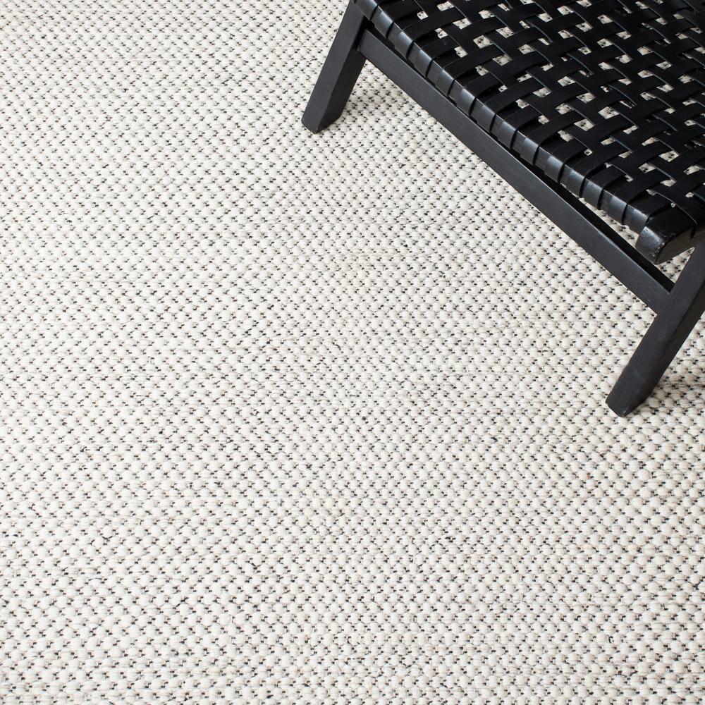 Kilim KLM375 Flat Weave Area Rug - Ivory - 4'x6' - Safavieh
